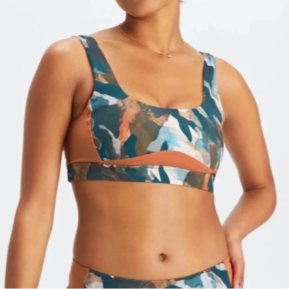 Fabletics Swim Bra - Picture 4 of 10